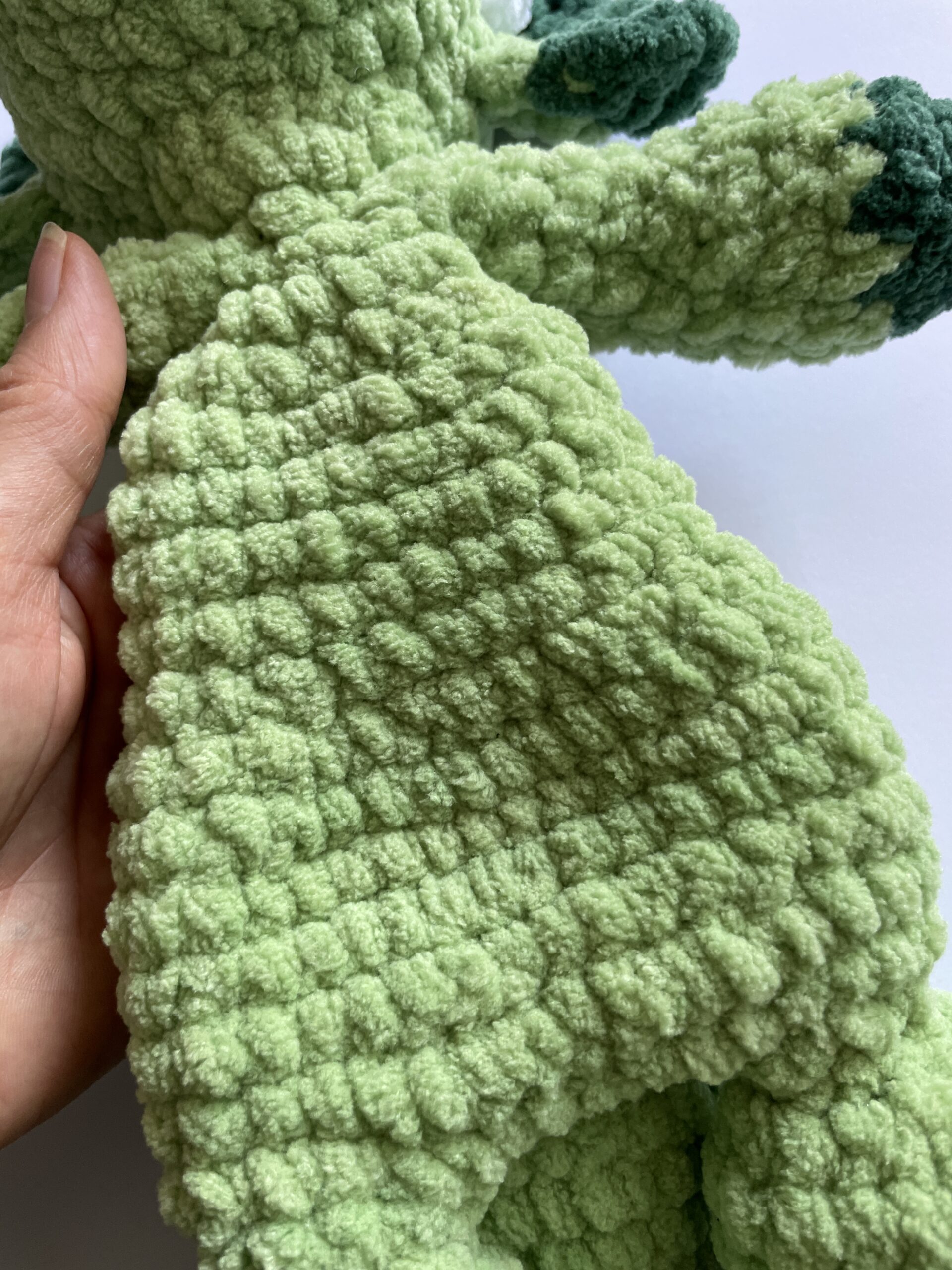 amigurumi triceratops Triksi