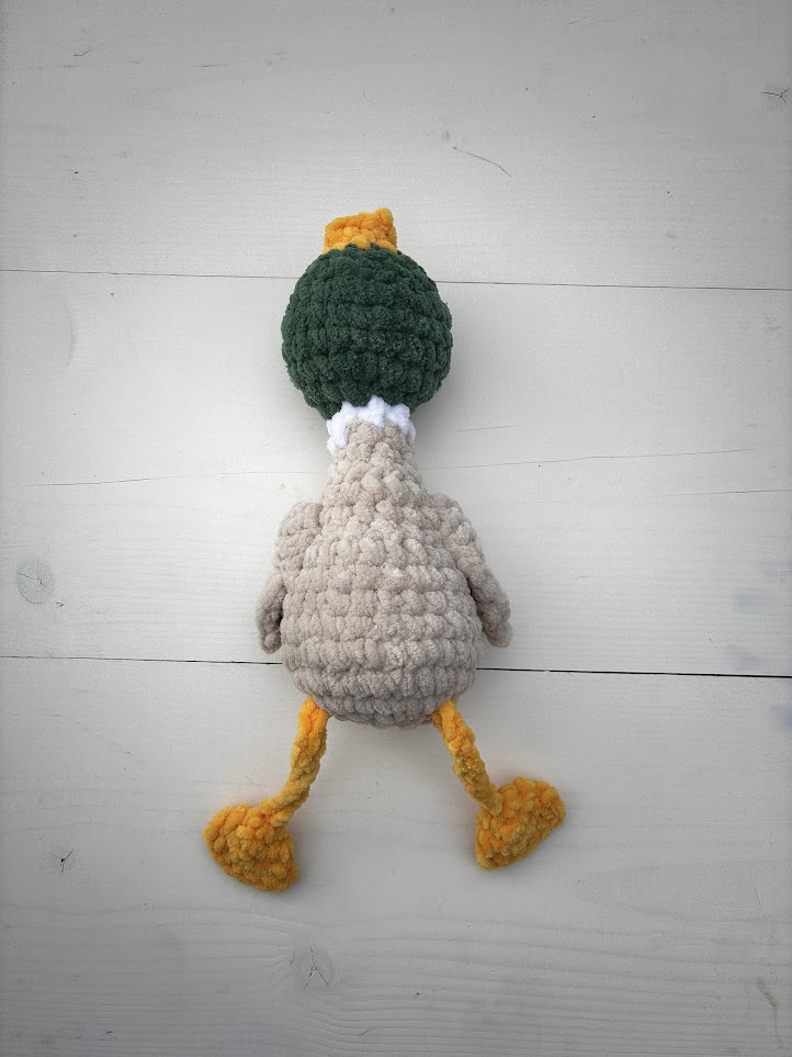 Amigurumi part Pärt – rohepäine pehme kaisupart