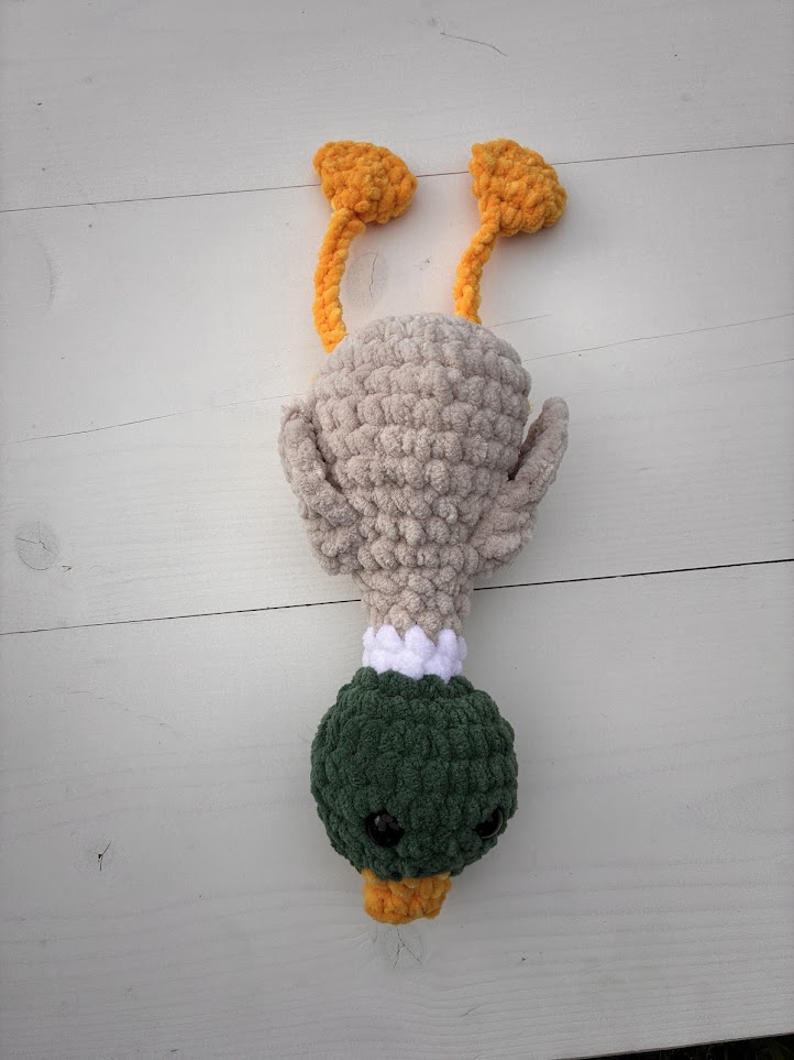Amigurumi part Pärt – rohepäine pehme kaisupart