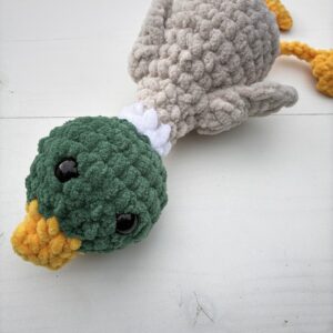 Amigurumi part Pärt – rohepäine pehme kaisupart